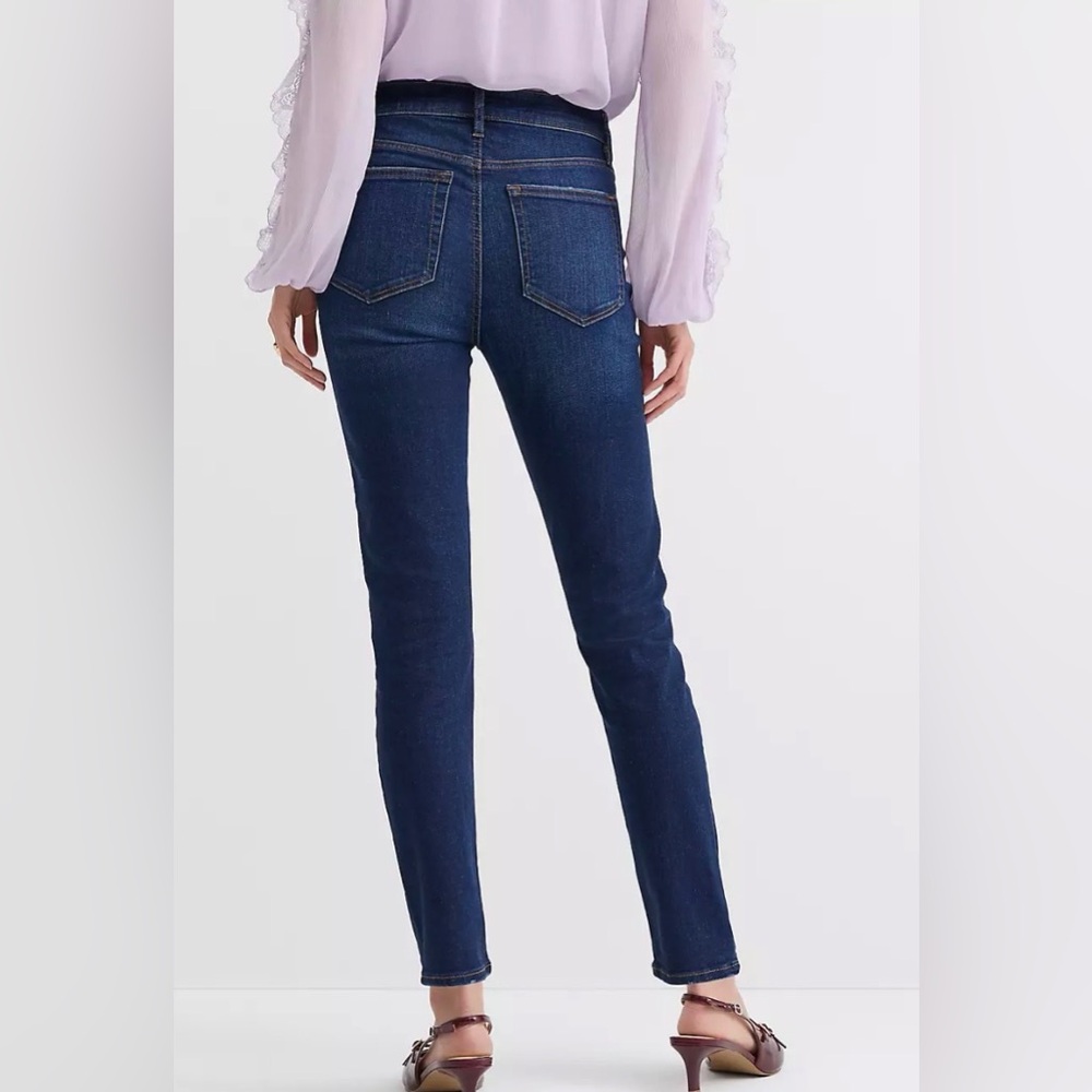 NWT LOFT Petite Mid Rise The Skinny Jeans in Vintage Dark Wash 27p - Picture 2 of 11